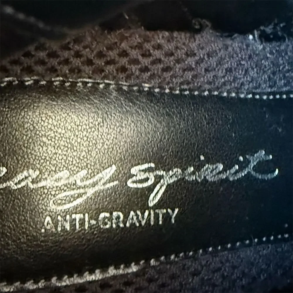 Easy Spirit Women's Black Leather Ankle Boots Size 10M Zip Closure Anti-Gravity